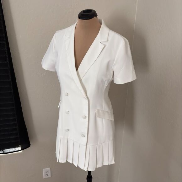 Amanda Uprichard White Mini Dress Elegant and Chic - Picture 8 of 16